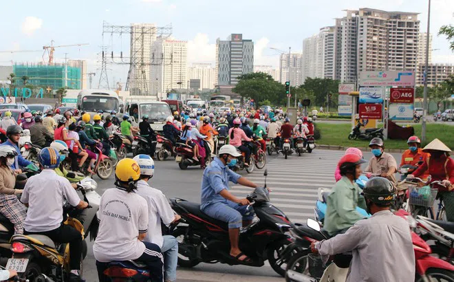 Thị trường địa ốc TP.HCM vẫn ngóng hạ tầng