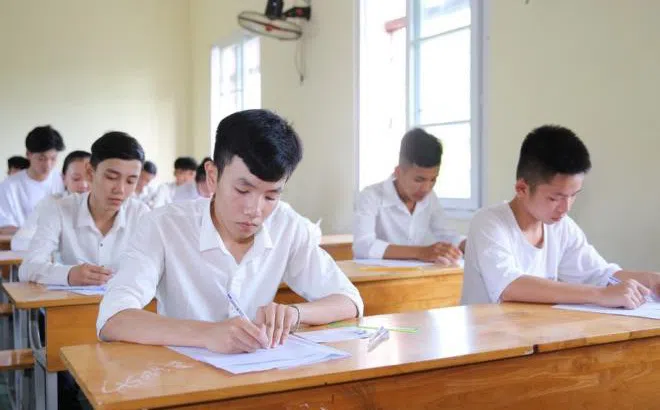 Bỏ hay vẫn thi tốt nghiệp THPT: 'Cần quyết định ngay nếu không sẽ vỡ trận'