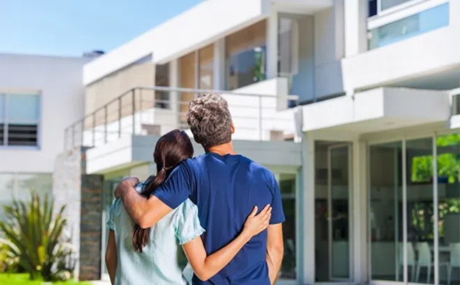 Nên mua nhà xây sẵn hay mua đất rồi tự xây?