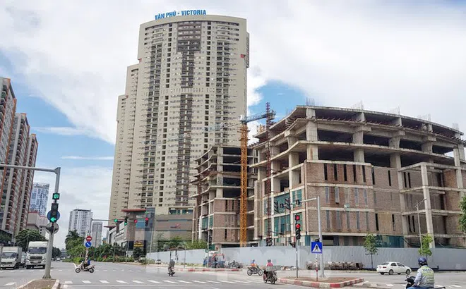 Nhắn tin "rác" quảng cáo BĐS: Một người "ăn phạt", dân môi giới nơm nớp lo