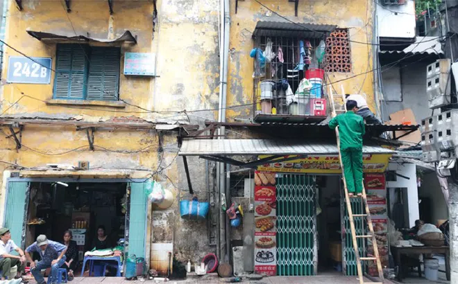 Xử lý vi phạm trật tự đô thị trong ngõ Gốc Đề