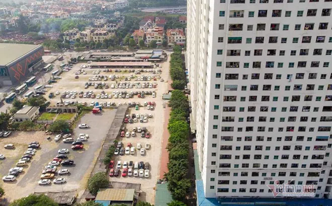 Chung cư nghìn hộ mà chỉ có mấy trăm chỗ để xe, dân chịu sao nổi