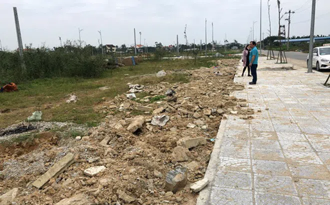 Điêu đứng vì... bất động sản