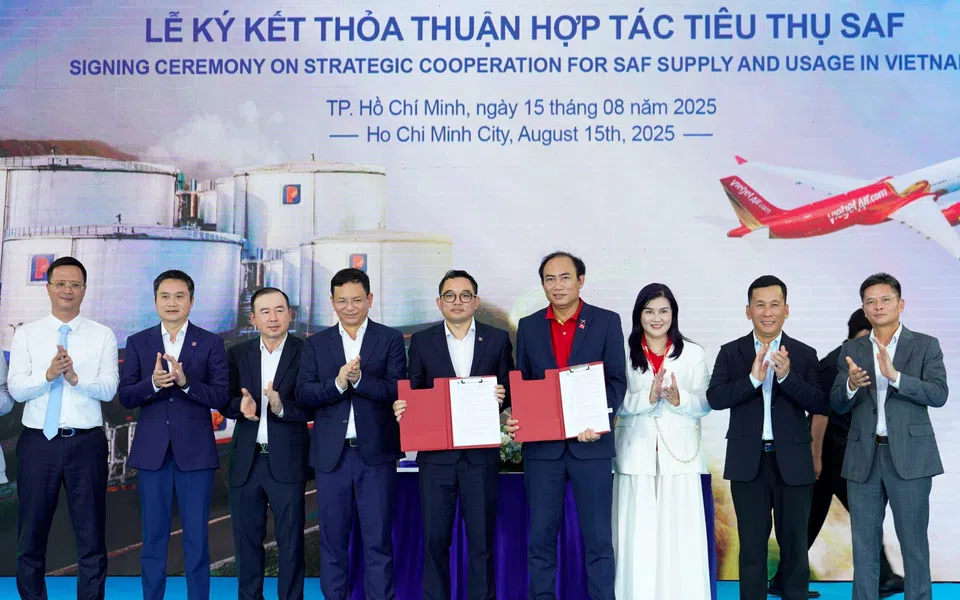 Vietjet tiên phong tiêu thụ sản phẩm SAF của Petrolimex, bước tiến quan trọng trong hành trình chuyển đổi xanh của ngành hàng không Việt Nam