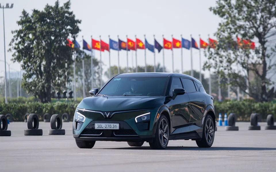 Đẹp, mạnh, thông minh: 3 yếu tố làm nên sức hút cho VinFast VF 7